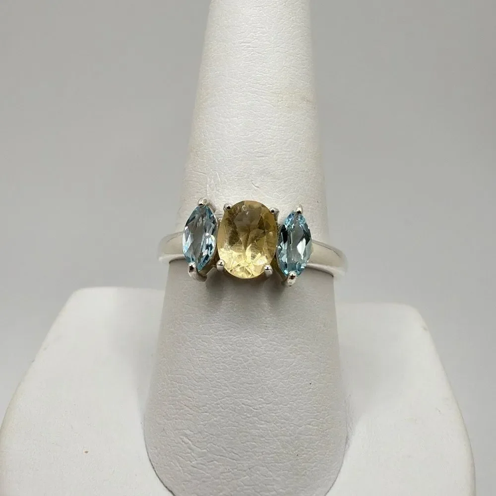 NWOT Oval cut 6x4mm Citrine and 4x6 marquise blue topaz ring in sterling silver!